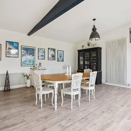 Superbe Maison D'architecte - Emplacement Ideal *